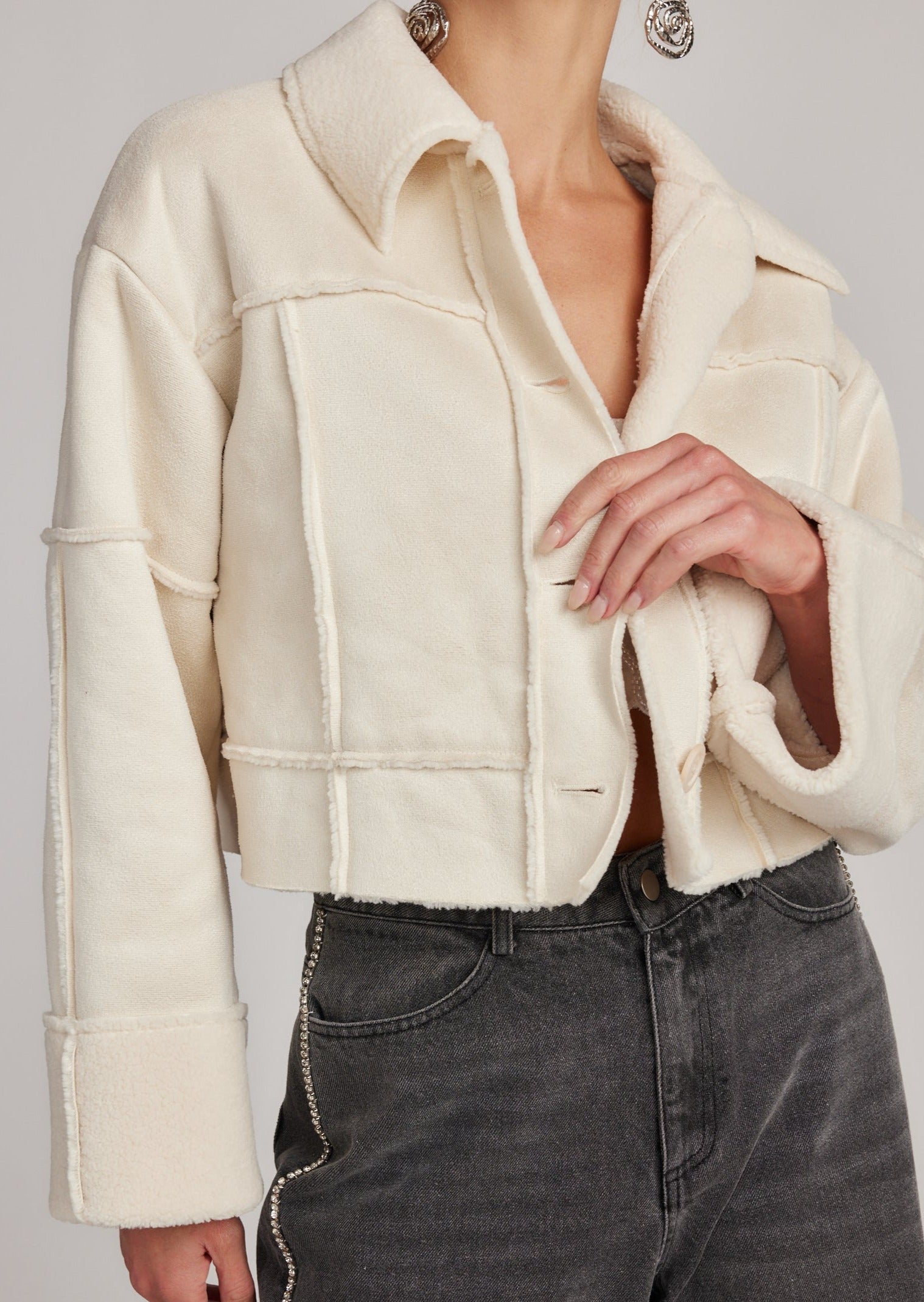 Cream sherpa sale jacket