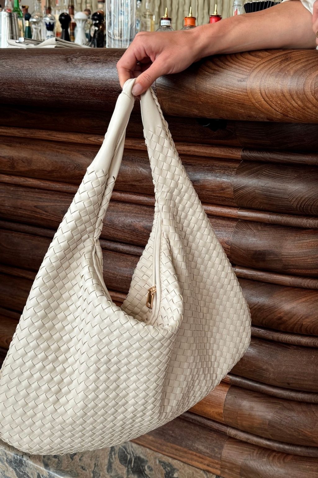 White leather deals hobo bag