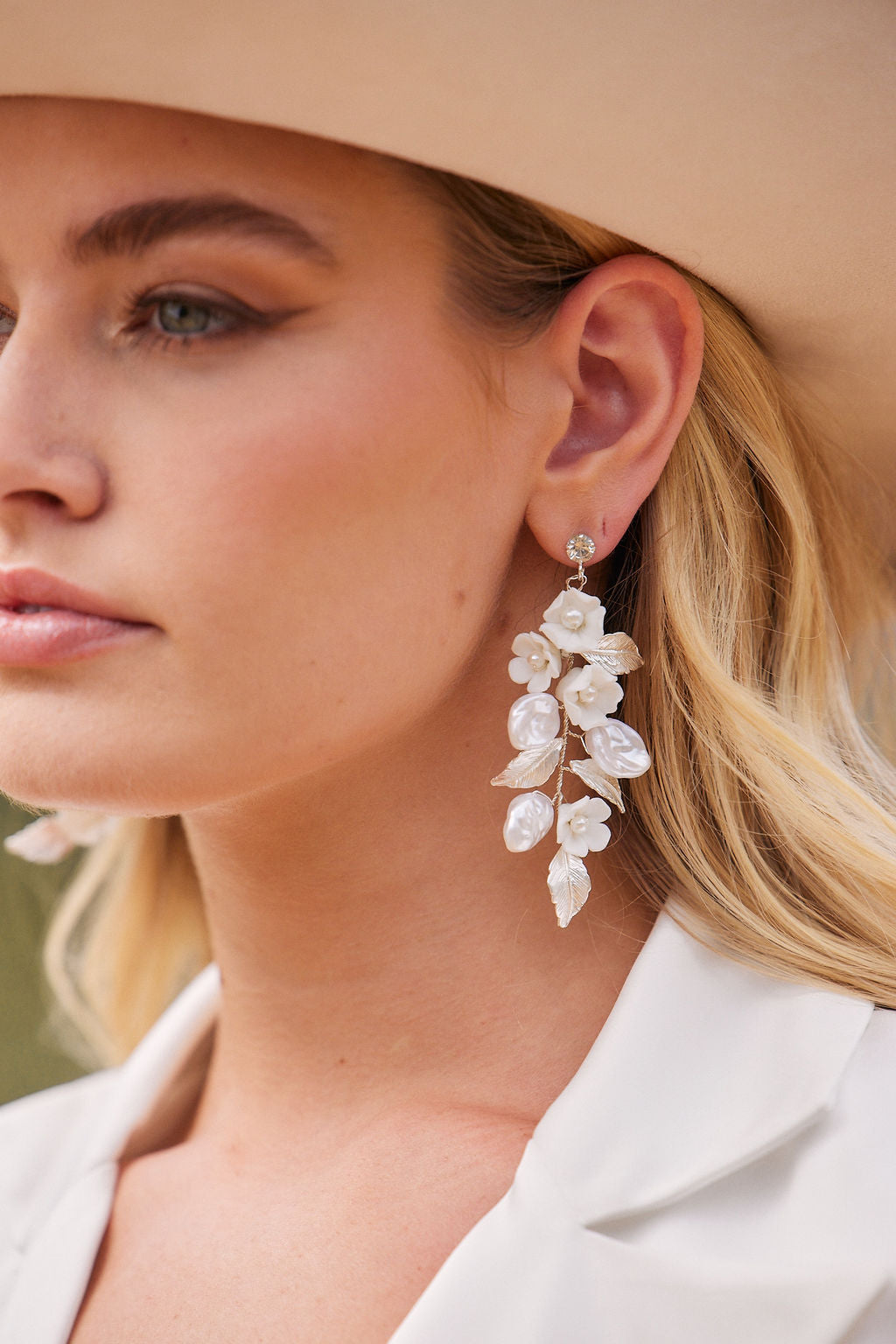 Nat White and Silver Flower Earrings