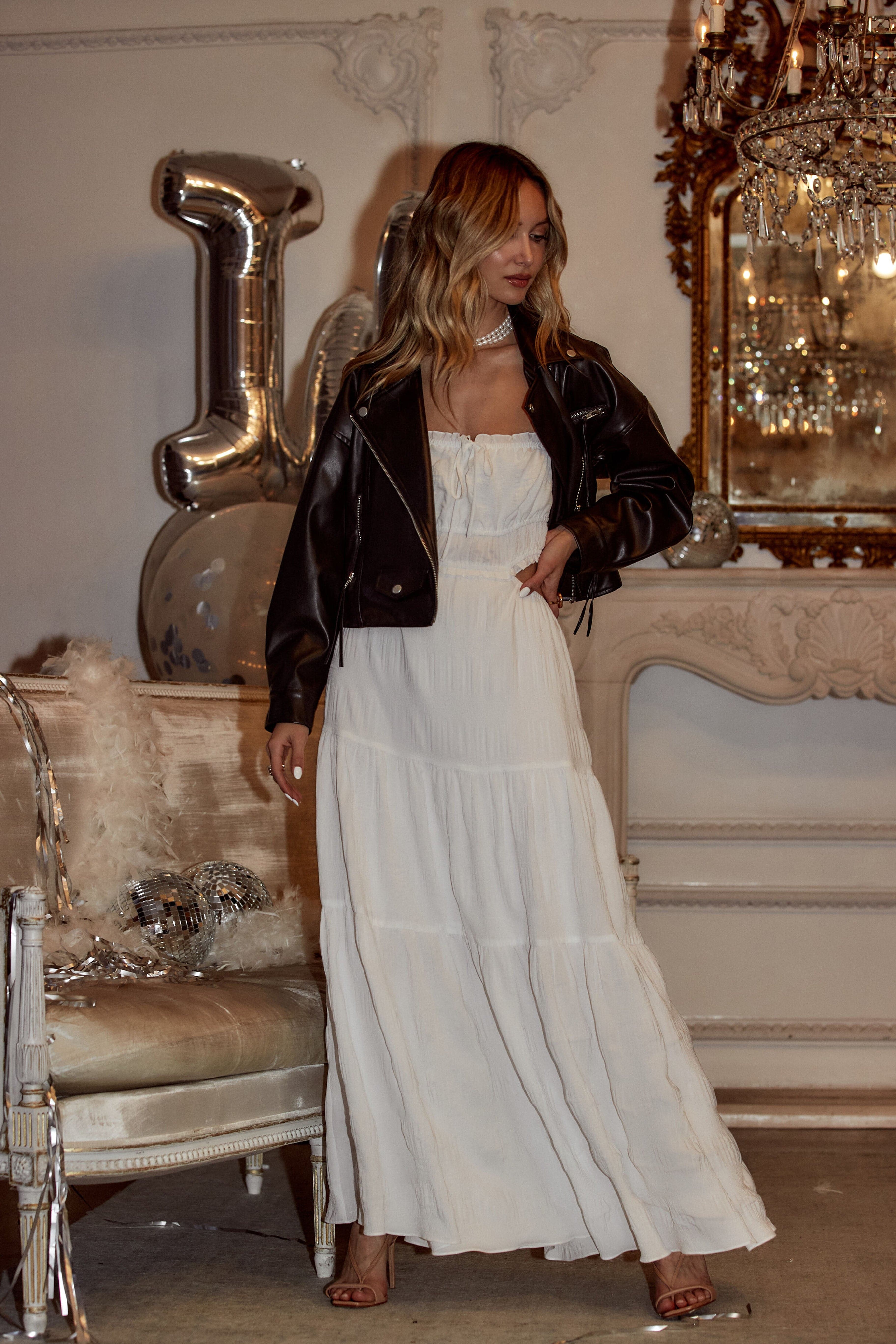 White boho maxi dress hotsell with sleeves